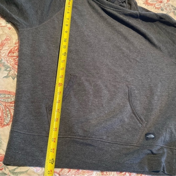 The North Face Pull Over 3 Panel Hood Cowl Neck Drawcord Front Pouch Hoodie - Picture 9 of 14